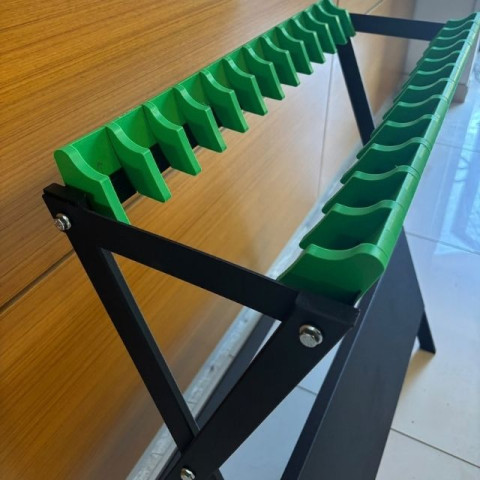 Tenis Raket Standı – 12 Raket Kapasiteli Metal Raketlik